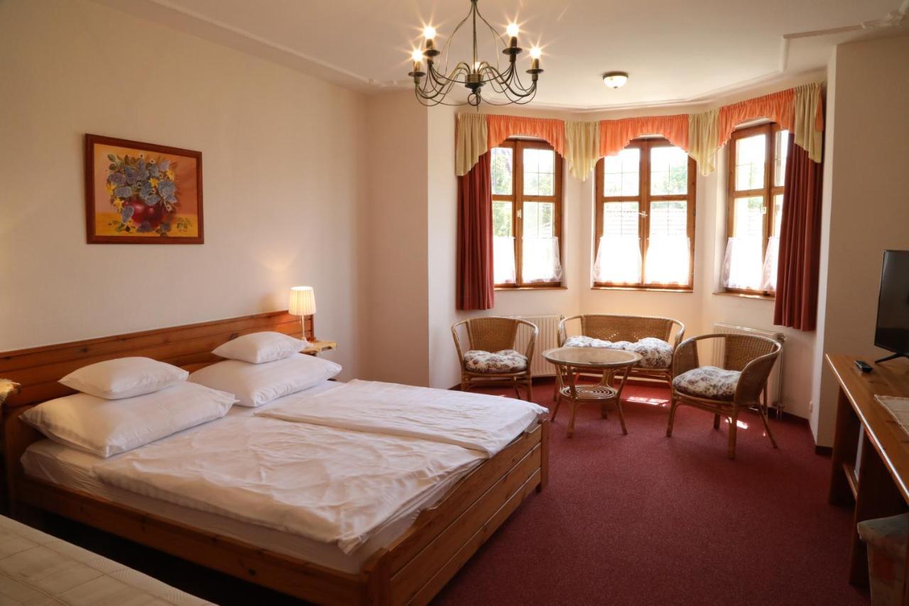 Hajdu Kastely Hotel 3*